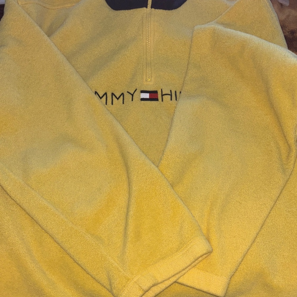 Tommy Hilfiger Men's Zip-Up Yellow Sweater - Picture 4 of 7